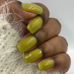 Yellowthere - By Dany Vianna Esmaltes Artesanais