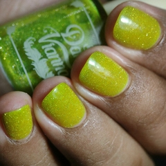 Yellowthere - By Dany Vianna Esmaltes Artesanais