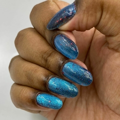 Hold Ya for a While - By Dany Vianna Esmaltes Artesanais