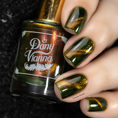 New Leaves - By Dany Vianna Esmaltes Artesanais