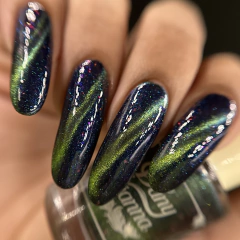 Northern Lights - By Dany Vianna Esmaltes Artesanais