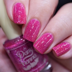 Viva Magenta - By Dany Vianna Esmaltes Artesanais