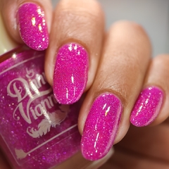 Viva Magenta - By Dany Vianna Esmaltes Artesanais