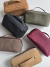 Necessaire Malú Burgundy en internet