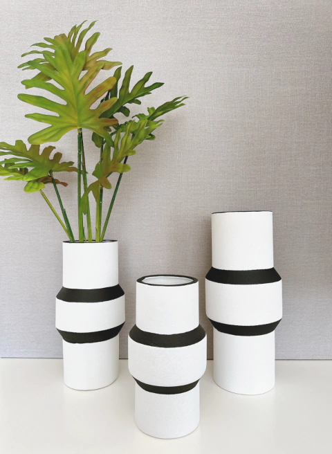 Jarron Grey Lines - comprar online