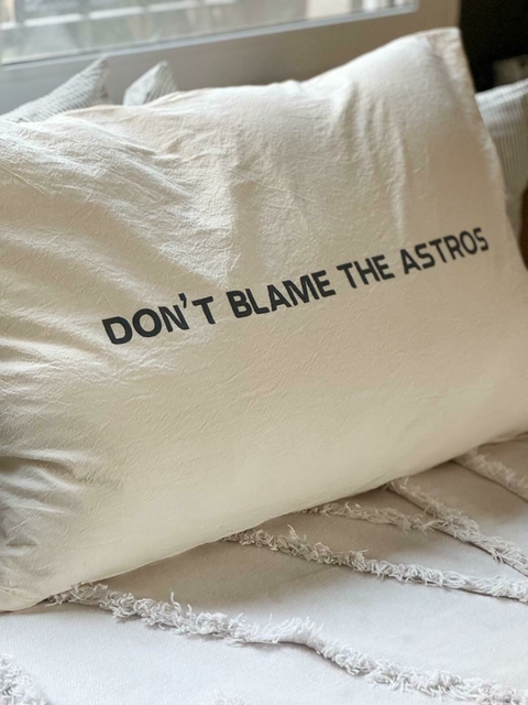 Almohadon astros