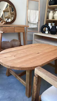 Mesa ovalada roble australiano