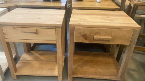 Mesa de luz roma roble australiano - comprar online