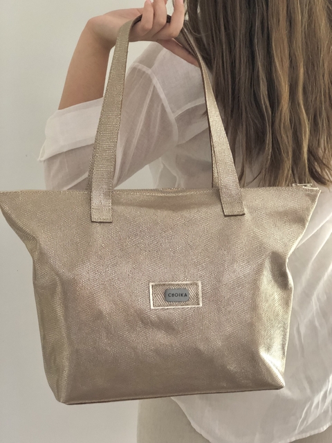 SALE CARTERA DE CUERO METALIZADO MODELO ALMA CHOIKA - comprar online