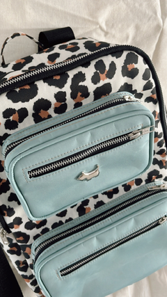 mochila nomad animal print + aqua - tienda online