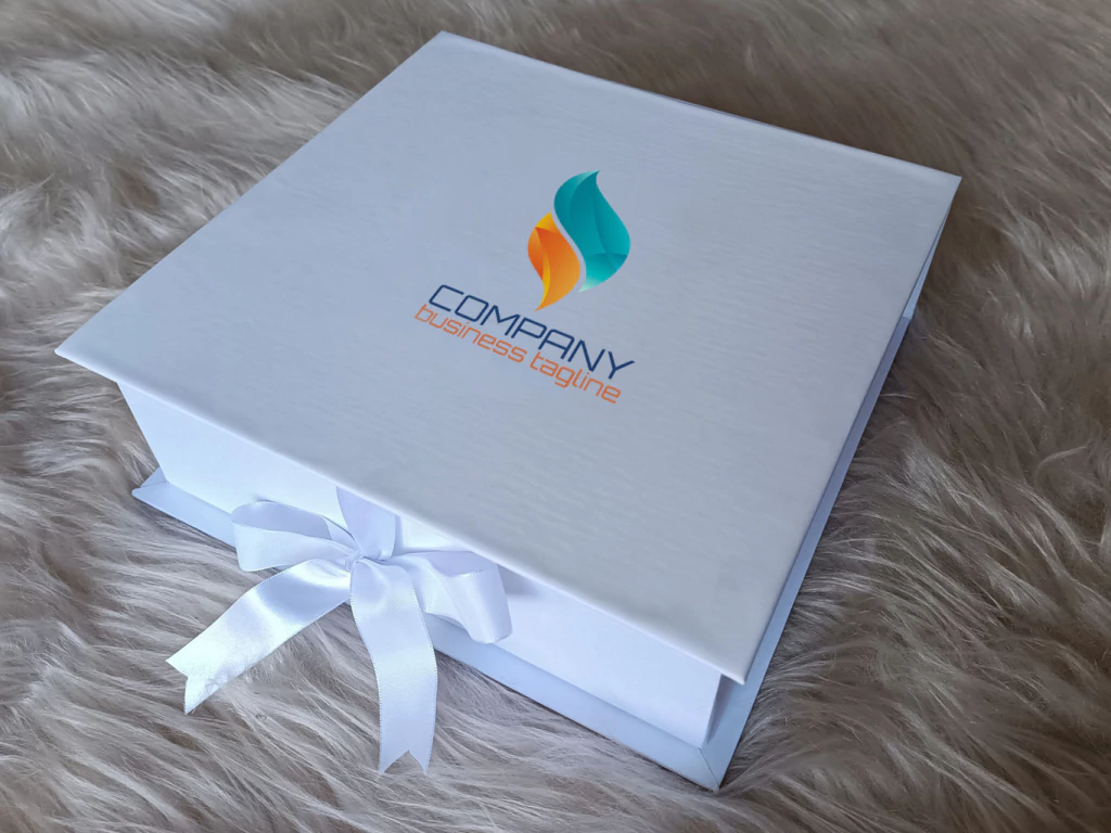 Caixa personalizada com logo