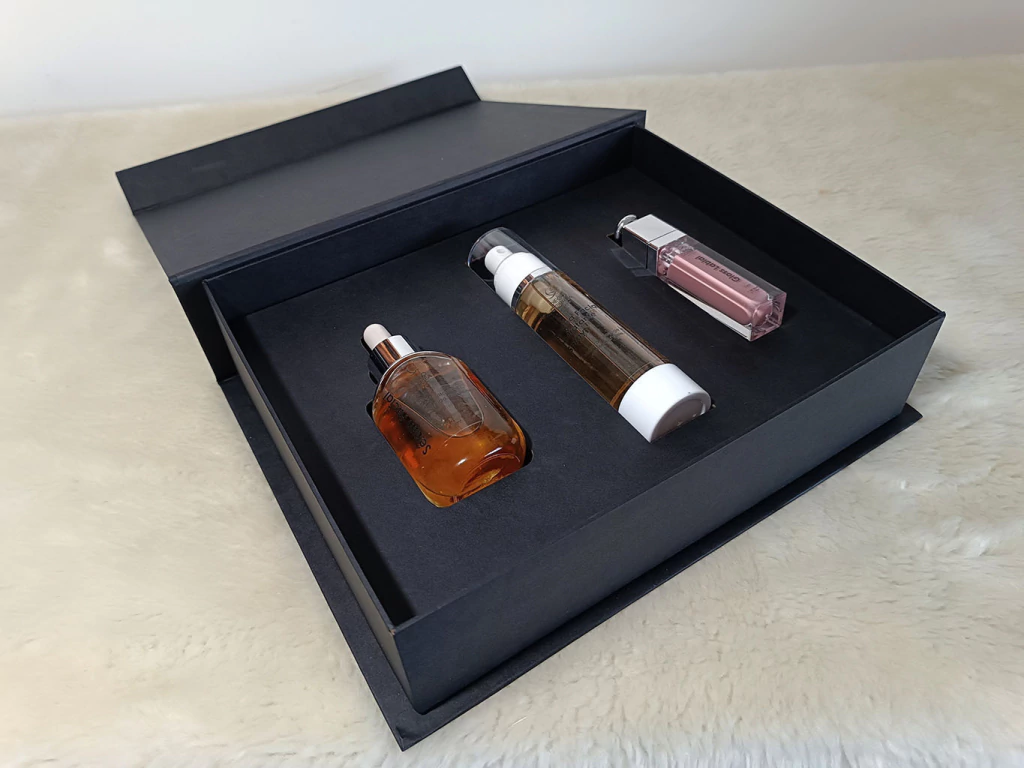 Caixa Press Kit