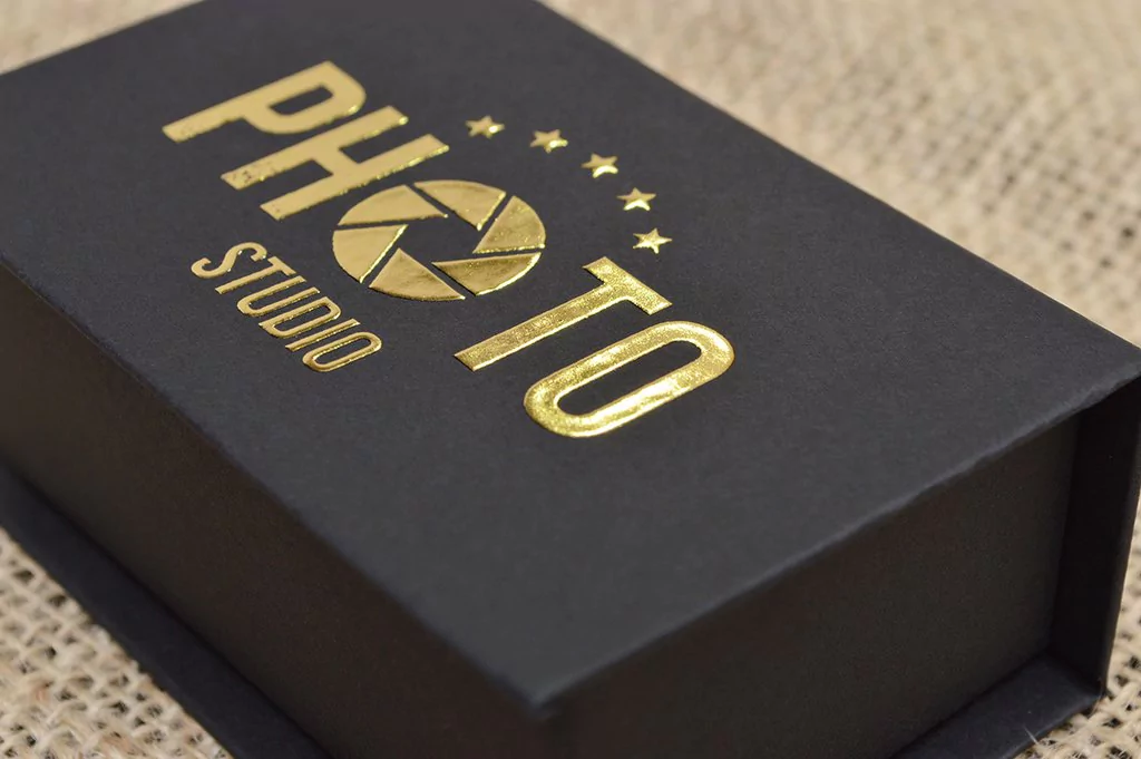 Kit com 30 Caixas de Pen Drive Dourado