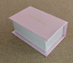 porta-pen-drive-dourado-1