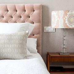 Respaldo de sommier capitoné de pie Queen 1,60mt pana antimanchas premium - comprar online