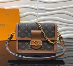 Bolsa Louis Vuitton Dauphine Monogram