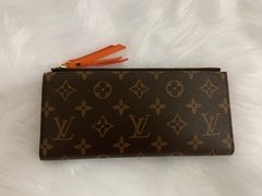 Carteira Louis Vuitton Adele Zíper Duplo Laranja Italiana