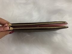 Carteira Louis Vuitton Adele Zíper Duplo Rosa Italiana - comprar online