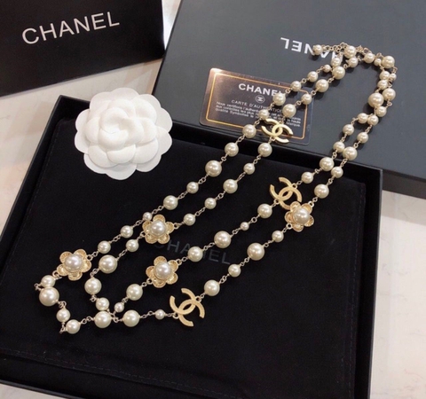 Colar Pérolas e Flores Italiana