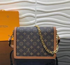 Bolsa Louis Vuitton Dauphine Monogram na internet