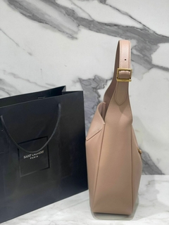 Bolsa YSL De Ombro Le 5 À 7 Nude Italiana - comprar online