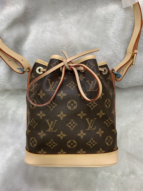 Bolsa Louis Vuitton Noé BB Monogram Italiana