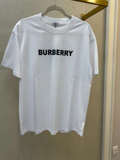 Camiseta Burberry Masculina Branca Italiana - comprar online
