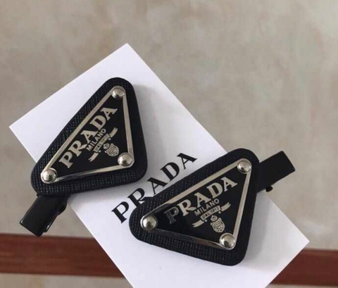 Par de Presilha de Cabelo Prada Preta italiana