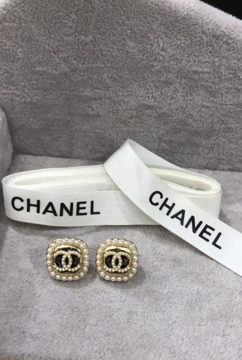 Brinco Dourado e Pérola Italiana