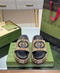Sandália Plataforma Gucci Maxi GG Italiana