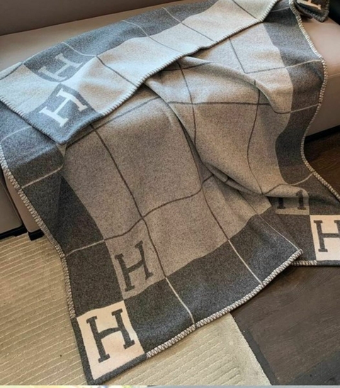 Cobertor Manta Avalon Hermès Cinza Claro Italiana