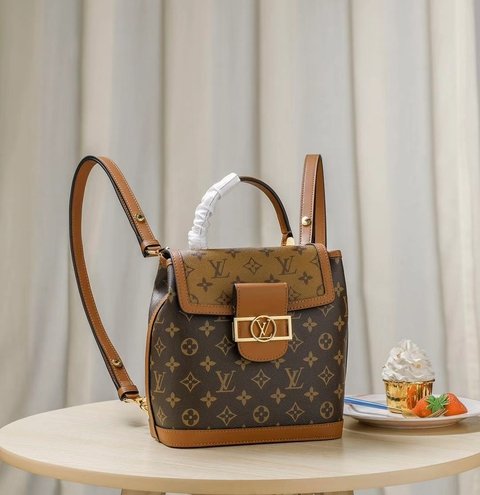 Mochila Louis Vuitton Dauphine Italiana