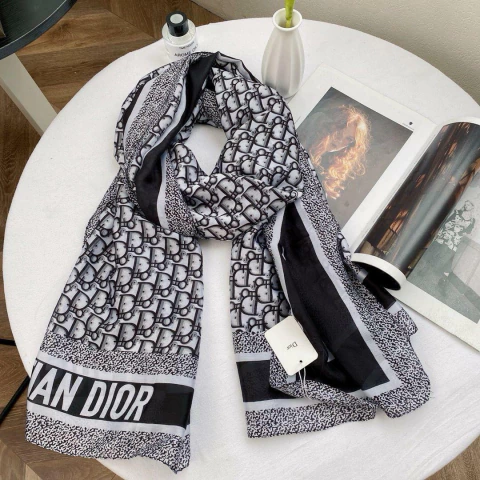 Lenço Dior Off White e Preto Italiana - comprar online