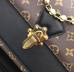 Imagem do Bolsa Louis Vuitton Victoire Preta