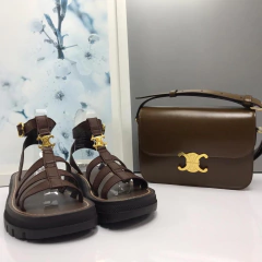 Sandalia Celine Clea Triomphe Marrom Italiana - comprar online