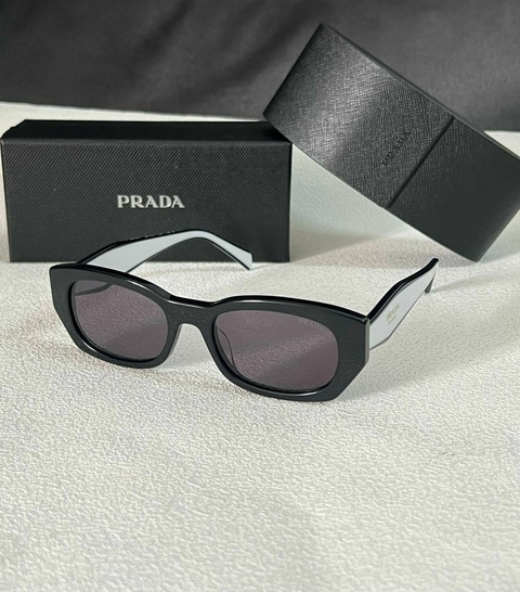Óculos Prada Italiana - comprar online