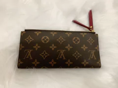 Carteira Louis Vuitton Adele Zíper Duplo Vinho Italiana na internet