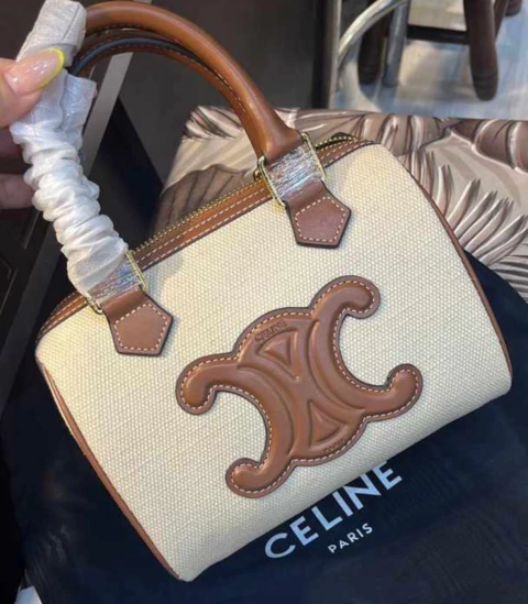 Bolsa Celine Boston Cuir Triomphe Pequena