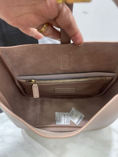 Bolsa YSL De Ombro Le 5 À 7 Nude Italiana - Bolsas e Grife