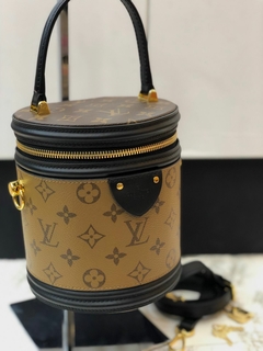 Bolsa Frasqueira Louis Vuitton Italiana