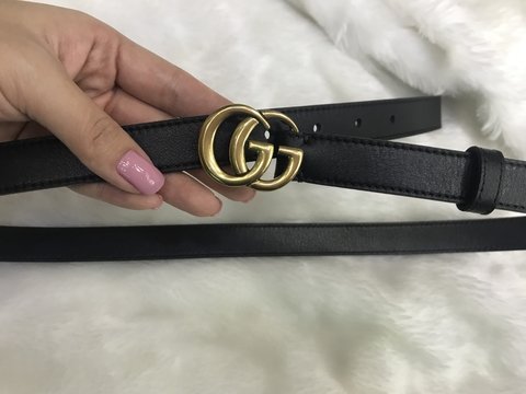 Cinto Gucci GG Fino Preto Italiana
