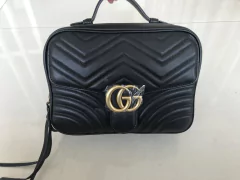 Bolsa Gucci Marmont GG Preta Italiana