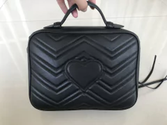 Bolsa Gucci Marmont GG Preta Italiana - comprar online