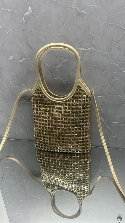Bolsa Miu Miu Dourada com Strass Italiana