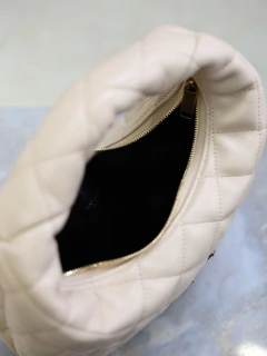 Bolsa YSL Icarino Off White na internet
