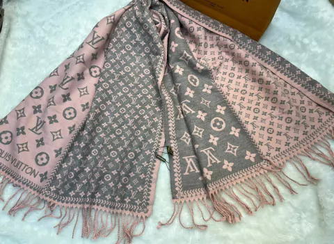 Echarpe Louis Vuitton Dupla Face Cinza e Rosa Italiana