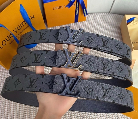 Cinto Reversível LV Initiales 40MM Silver Italiana
