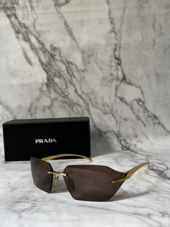 Óculos Prada Runway Marrom Escuro Italiana