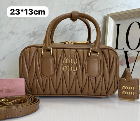 Bolsa Miu Miu Marrom Italiana
