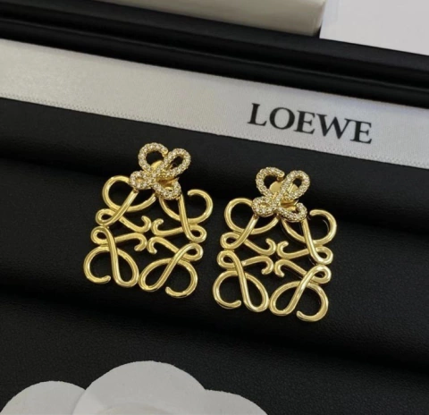 Brinco Loewe Dourado Italiana